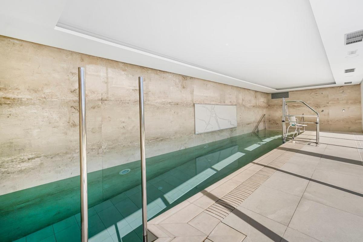 Apartamento De Lujo Con Vista Al Mar Marbella
